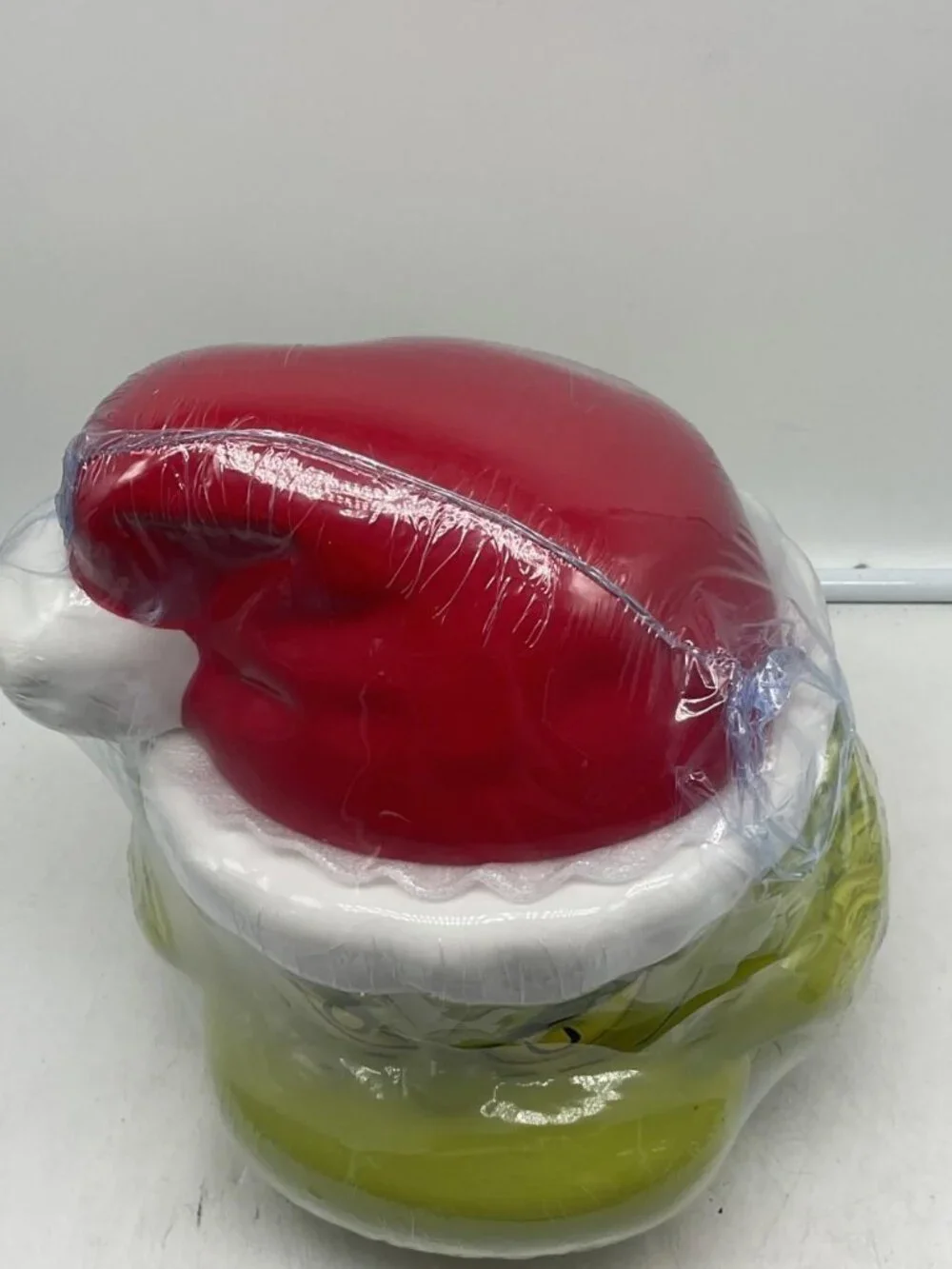 Dr. Seuss The Grinch Christmas Large Ceramic Cookie Jar. Sealed